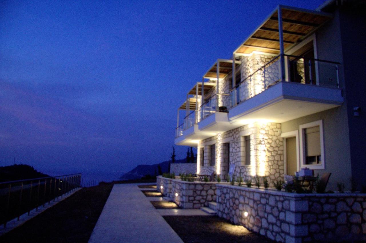 Melikiron Luxury Apartments Ayios Nikitas Bagian luar foto