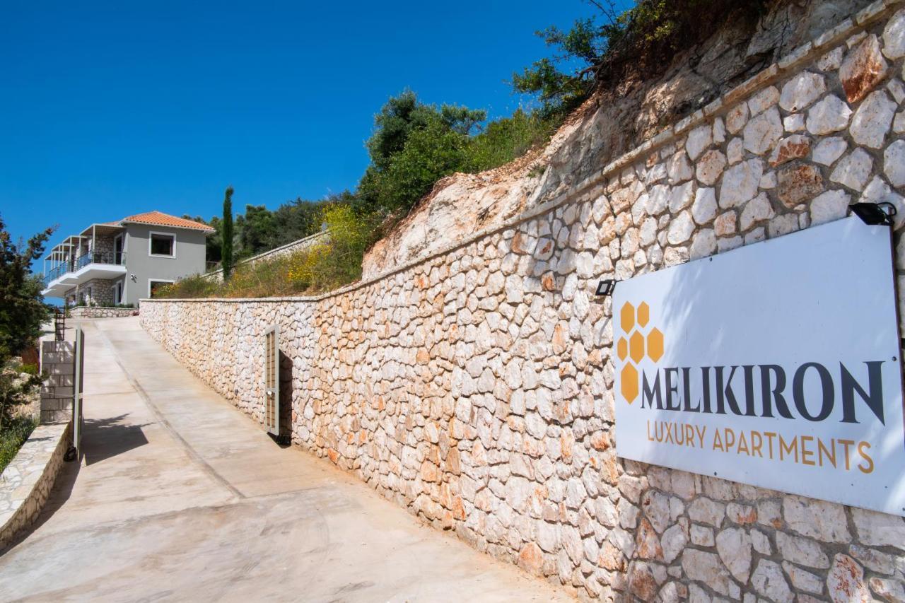 Melikiron Luxury Apartments Ayios Nikitas Bagian luar foto