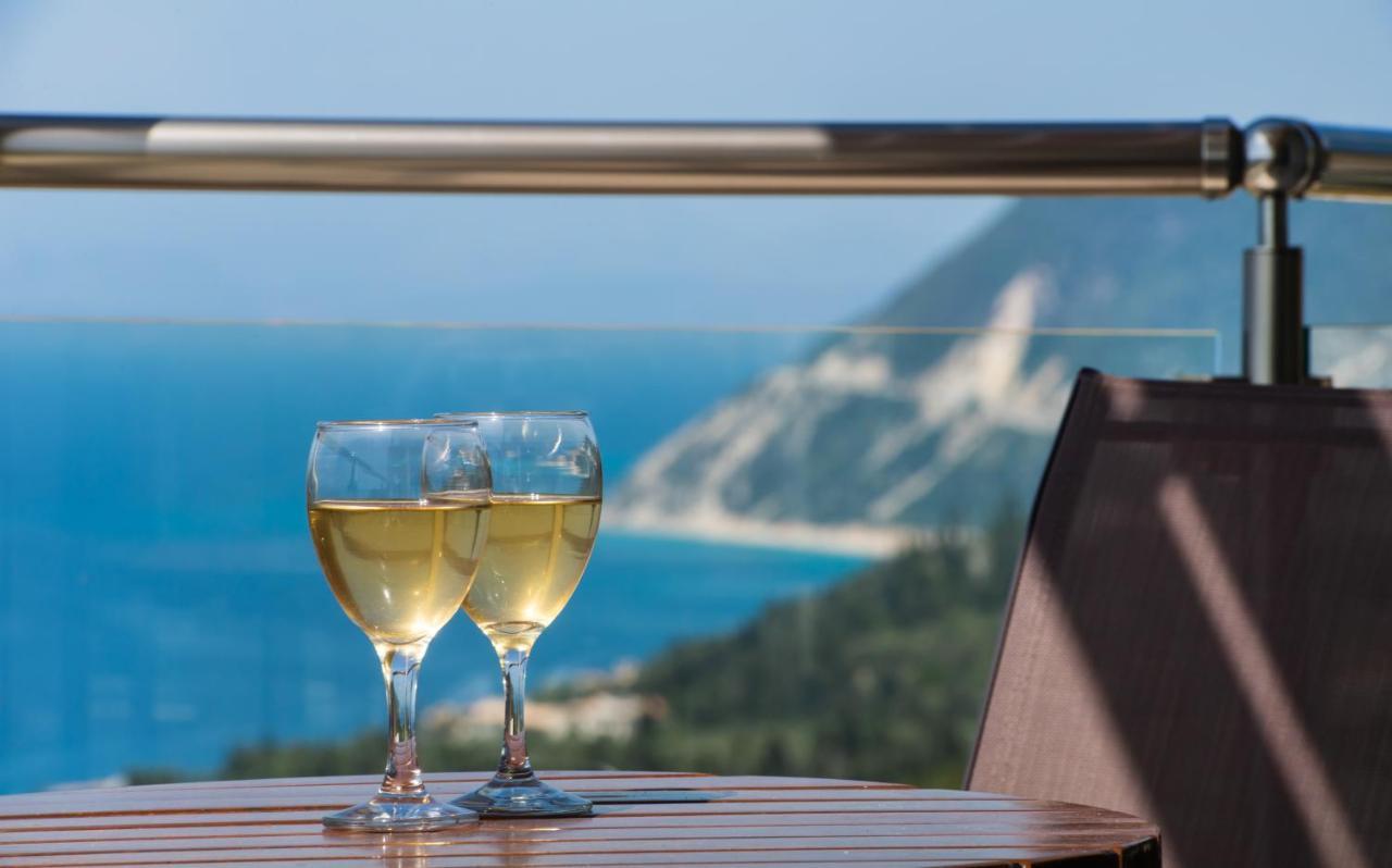 Melikiron Luxury Apartments Ayios Nikitas Bagian luar foto