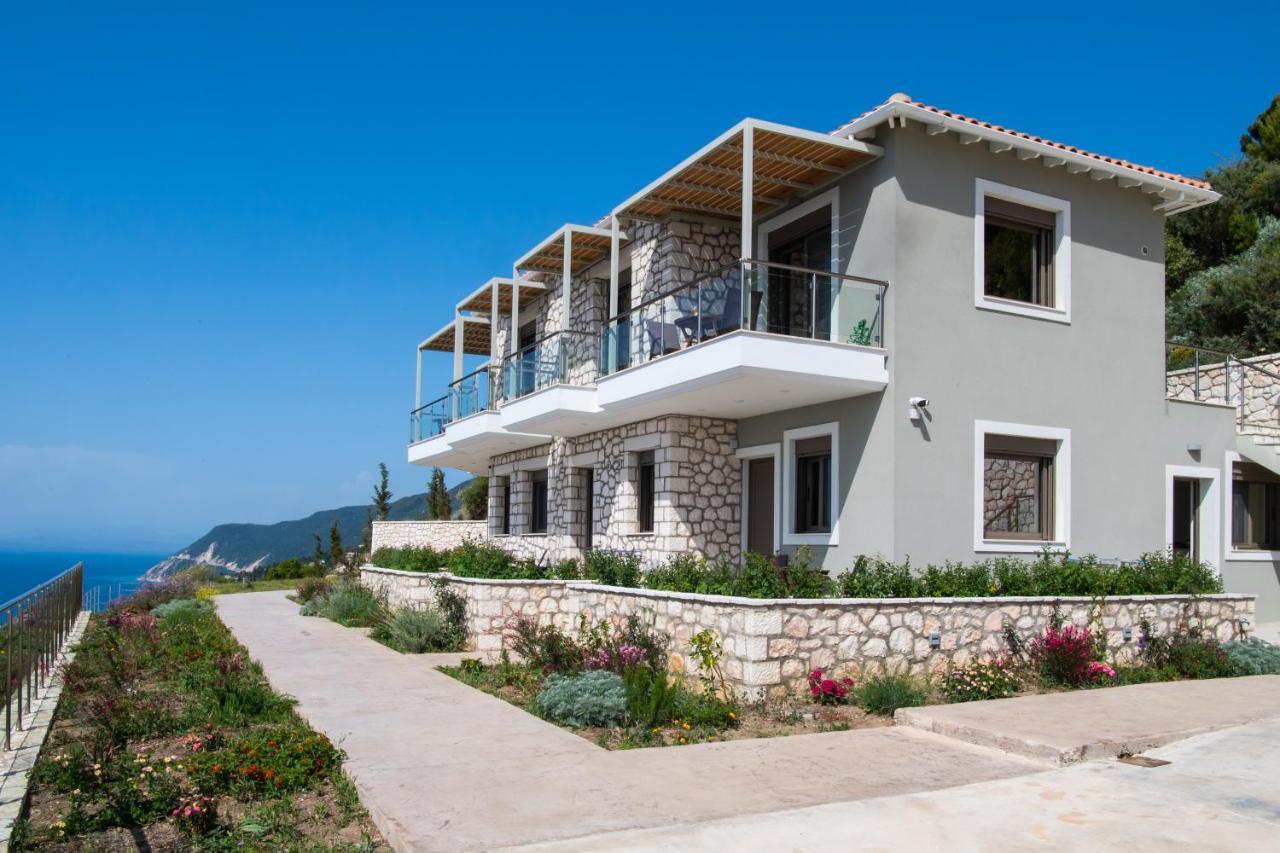 Melikiron Luxury Apartments Ayios Nikitas Bagian luar foto
