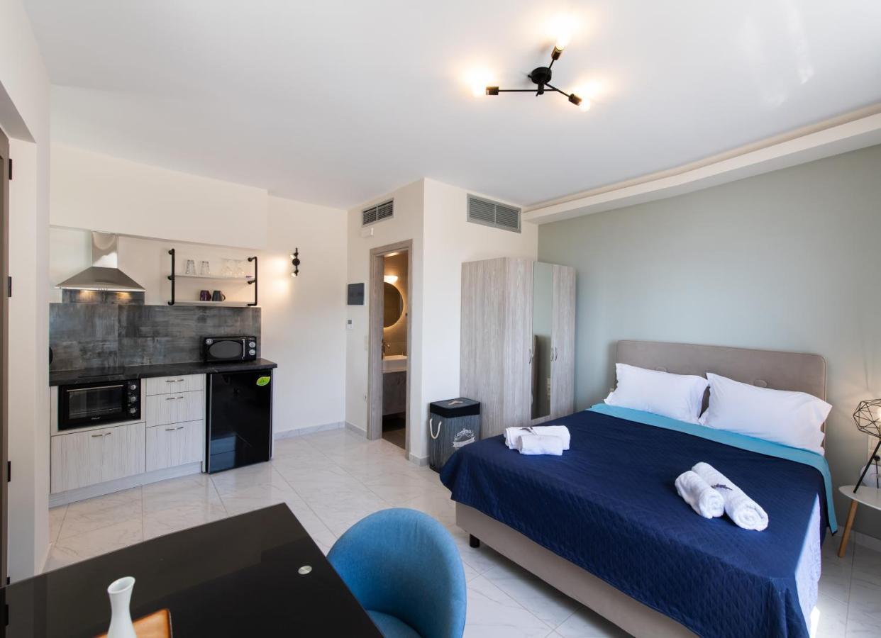 Melikiron Luxury Apartments Ayios Nikitas Bagian luar foto