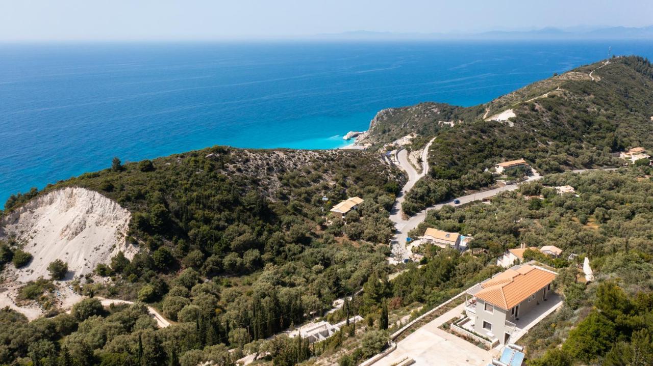 Melikiron Luxury Apartments Ayios Nikitas Bagian luar foto