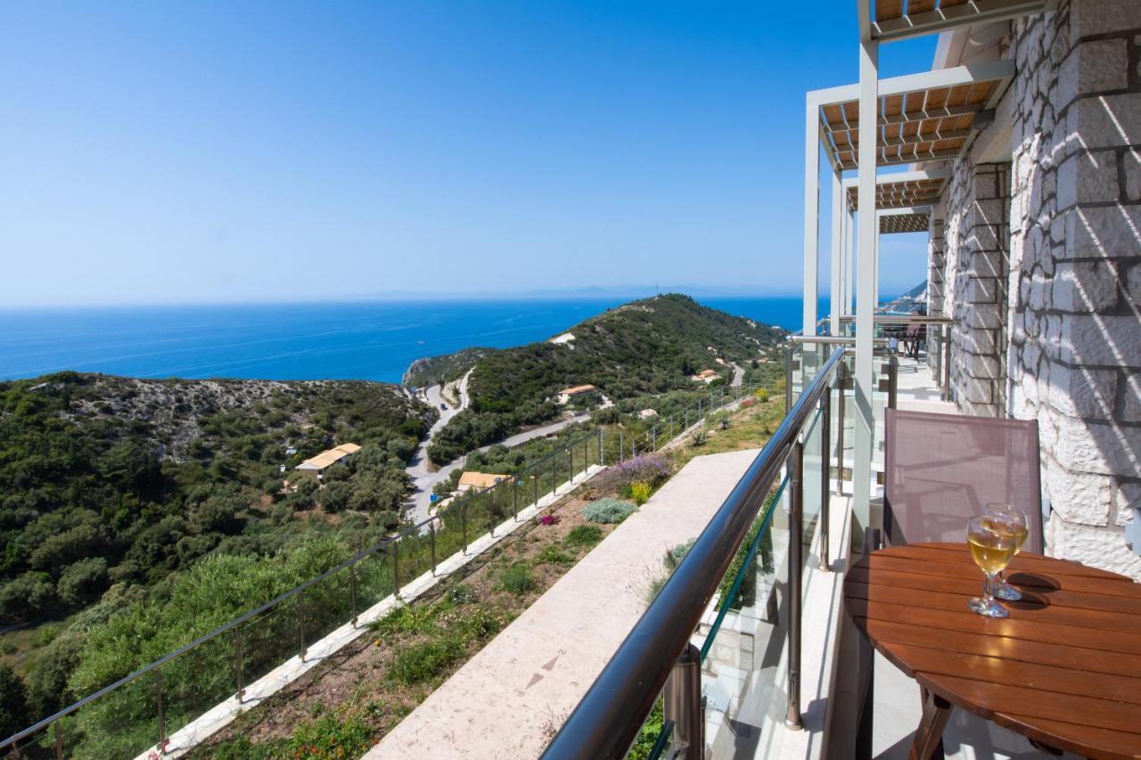 Melikiron Luxury Apartments Ayios Nikitas Bagian luar foto