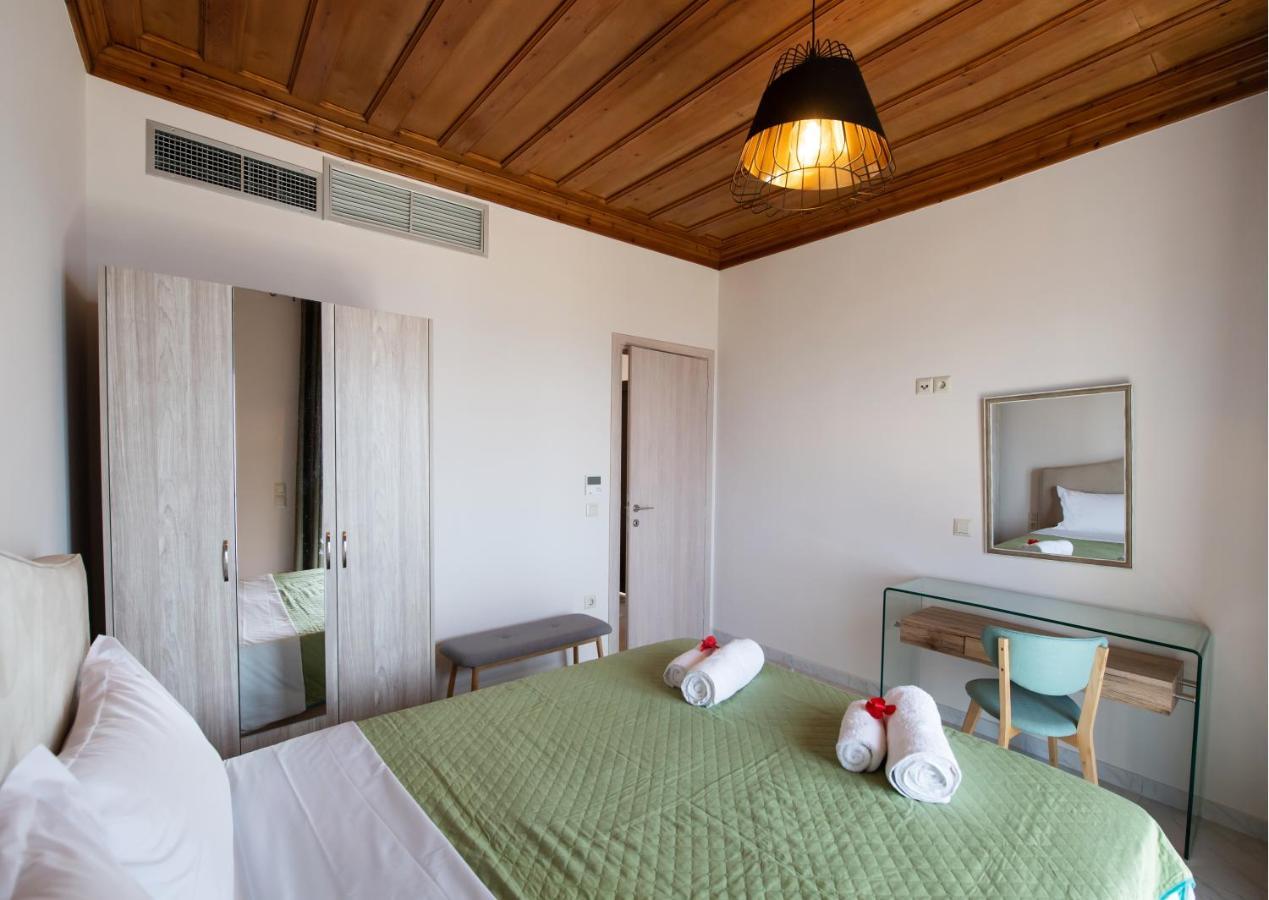 Melikiron Luxury Apartments Ayios Nikitas Bagian luar foto