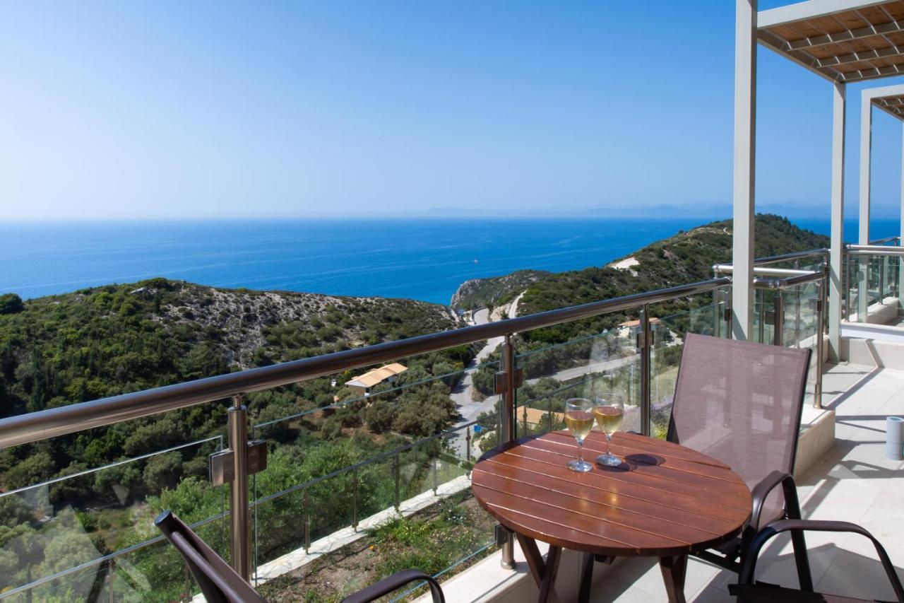 Melikiron Luxury Apartments Ayios Nikitas Bagian luar foto