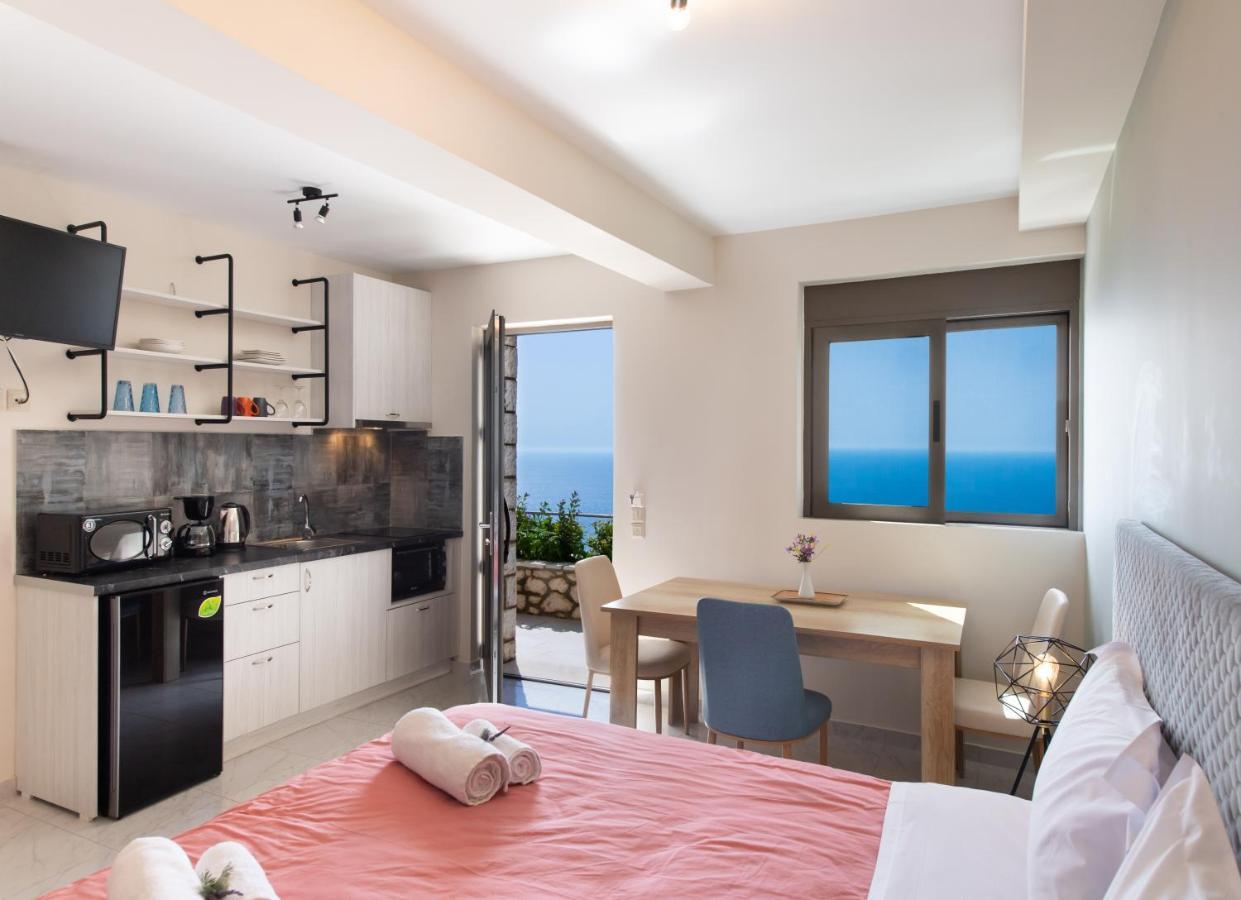 Melikiron Luxury Apartments Ayios Nikitas Bagian luar foto