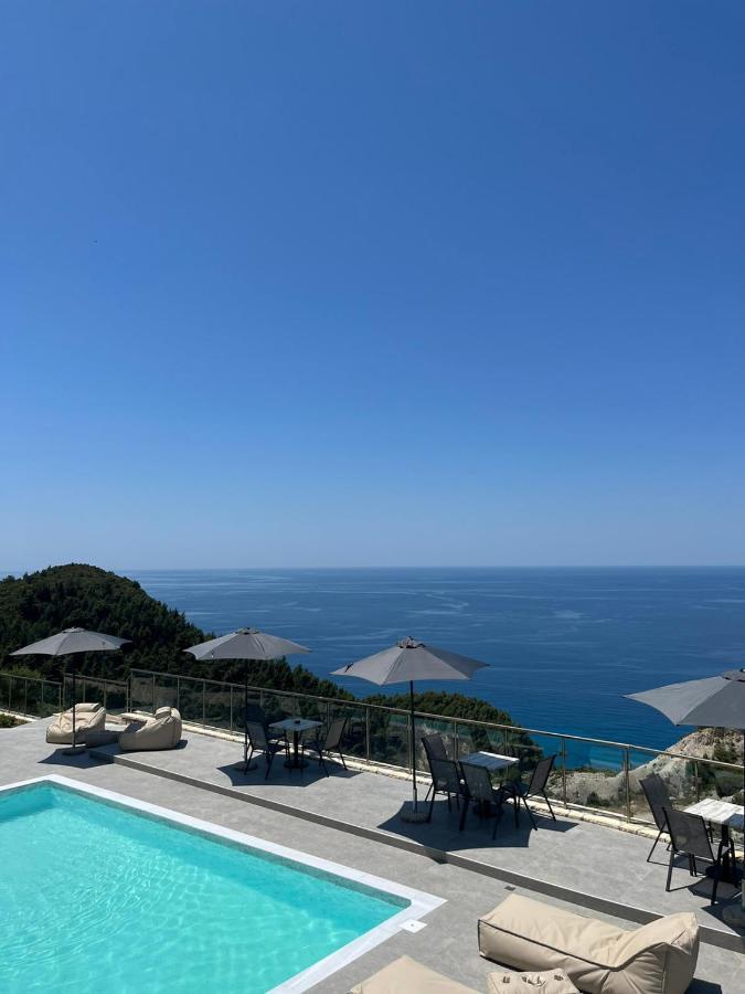 Melikiron Luxury Apartments Ayios Nikitas Bagian luar foto